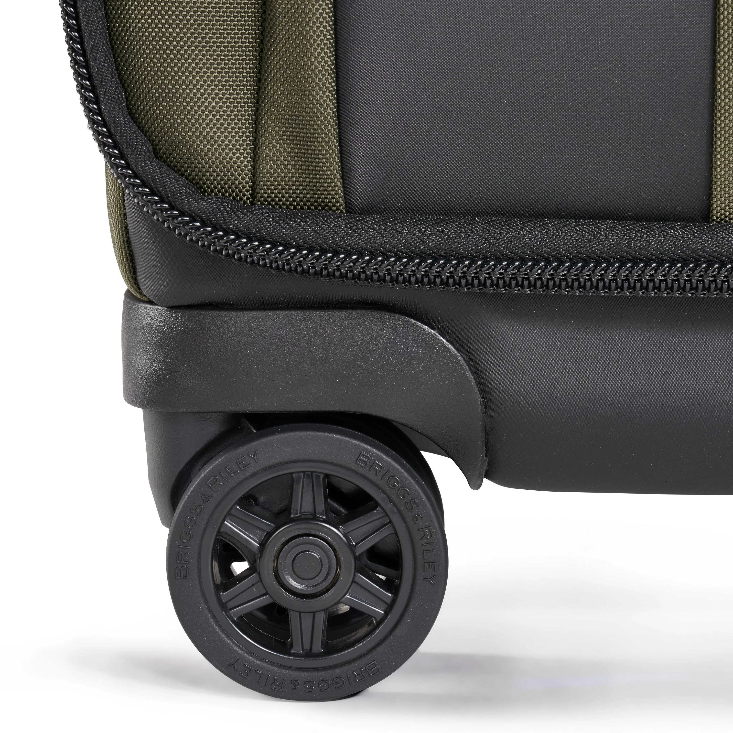 Domestic 56cm Carry-on Expandable Spinner