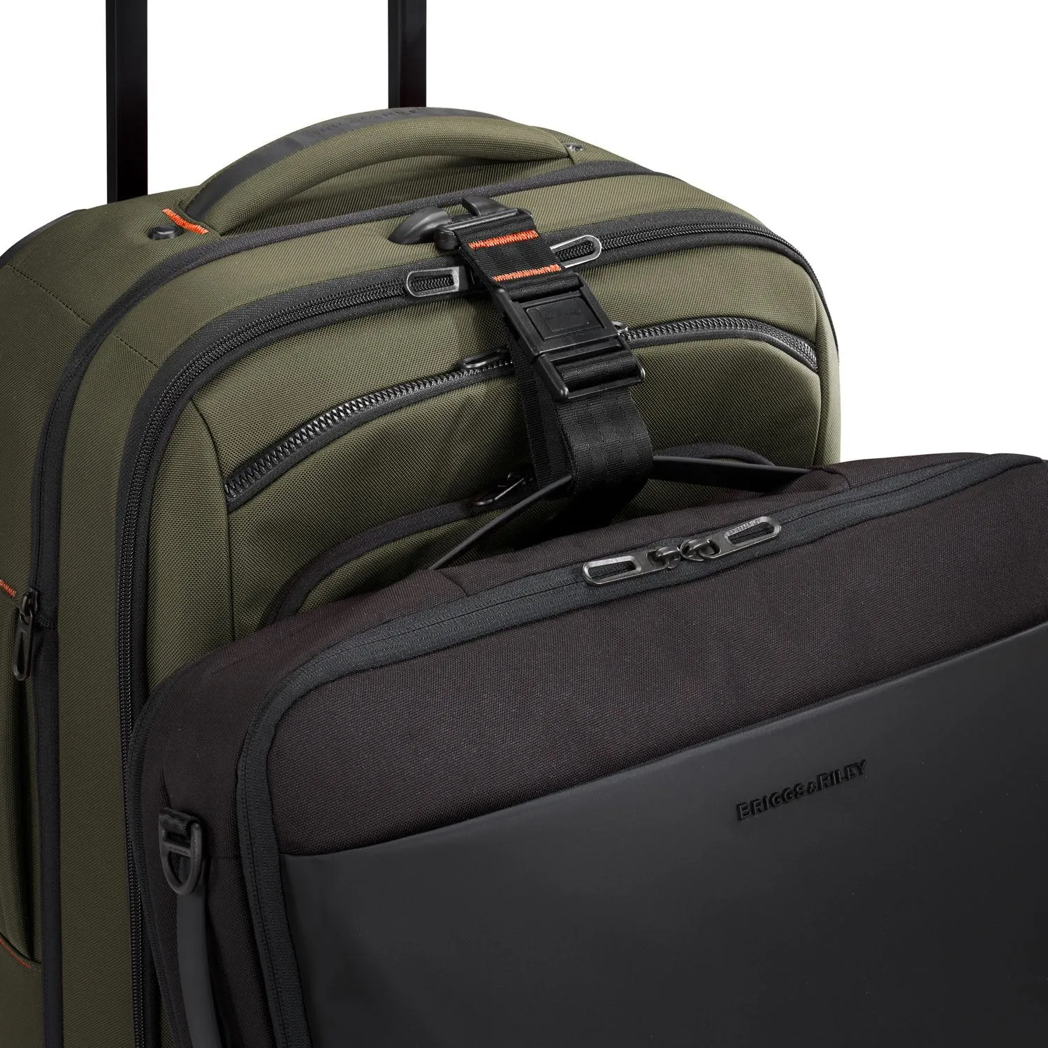 International 53cm Carry-on Expandable Spinner