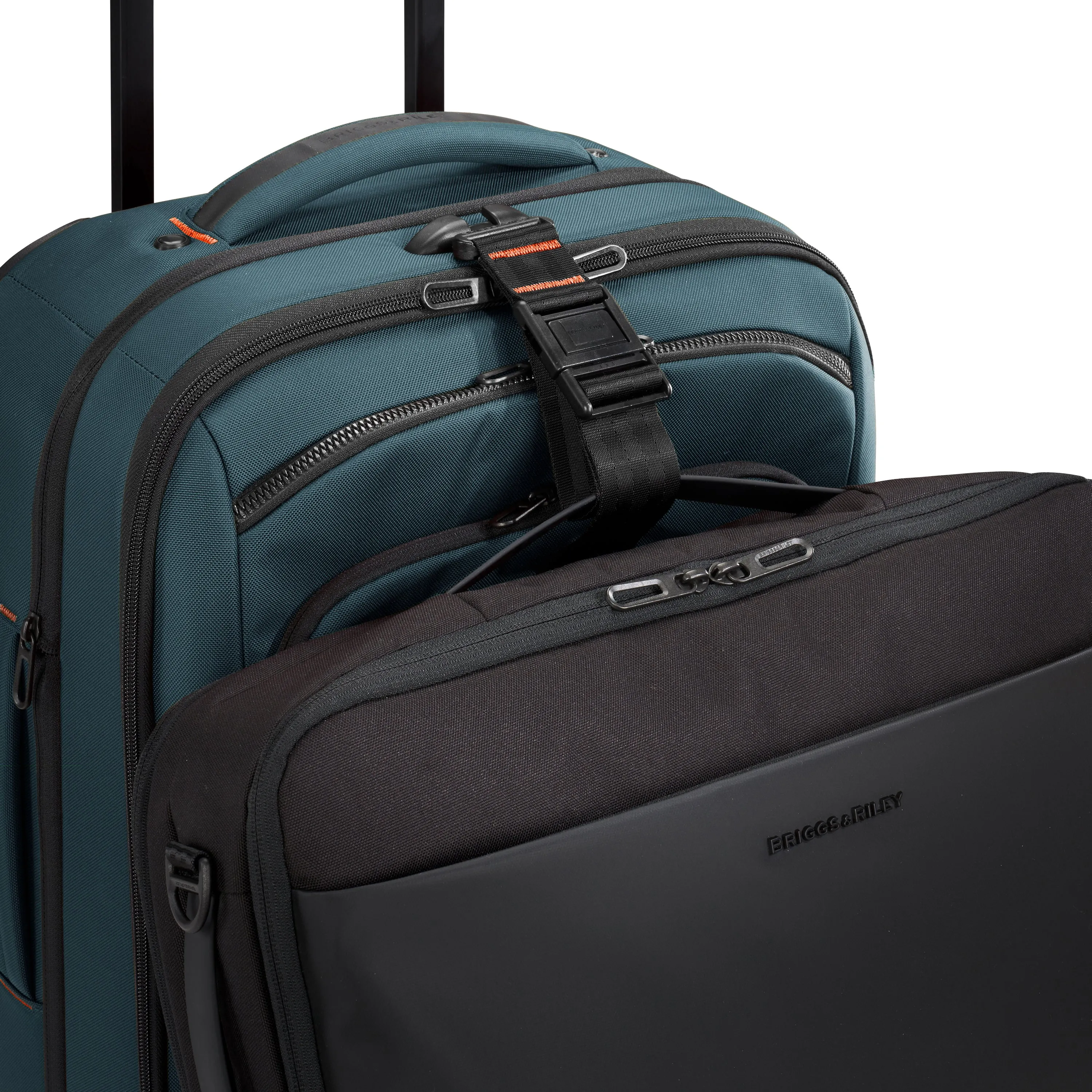 International 53cm Carry-on Expandable Spinner