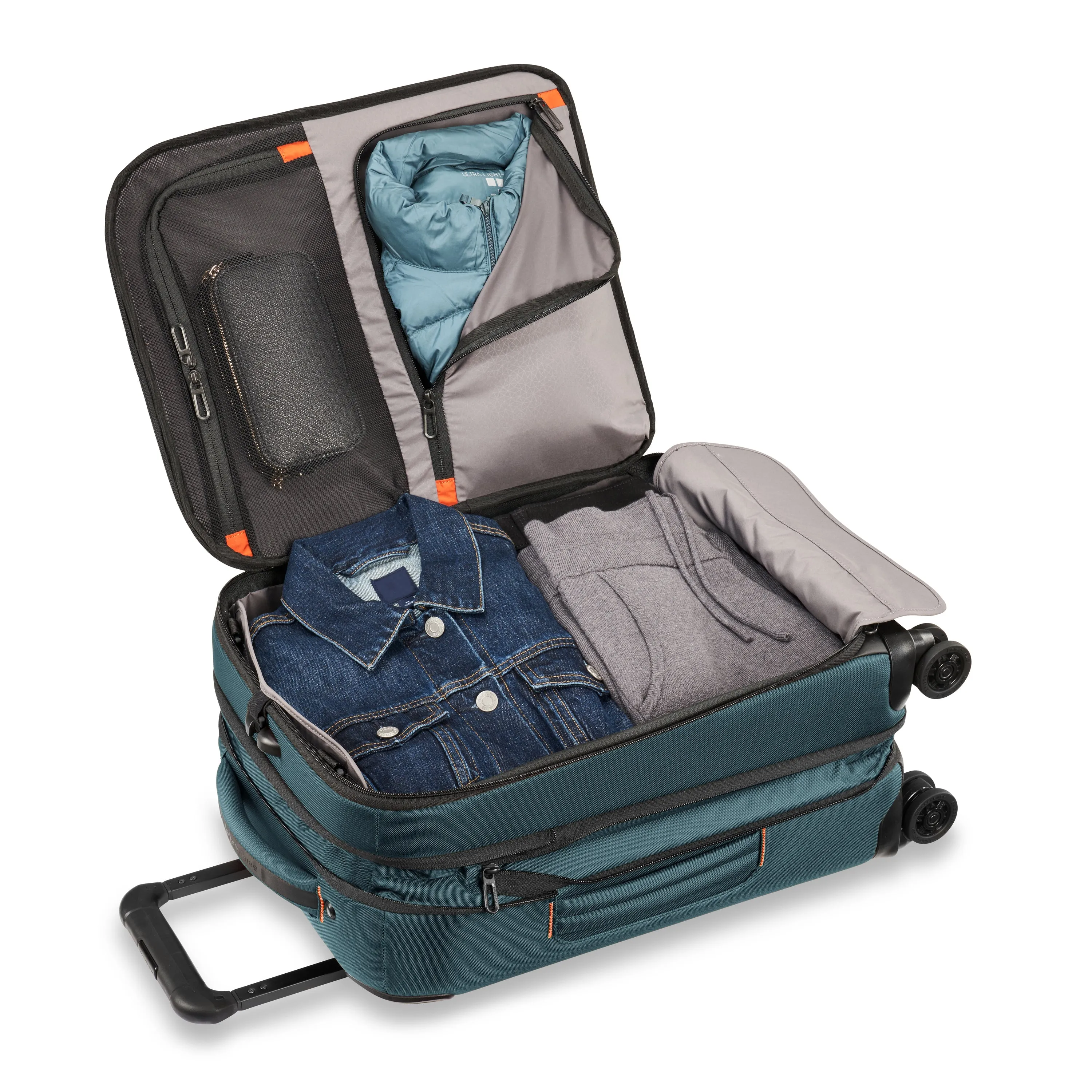 International 53cm Carry-on Expandable Spinner