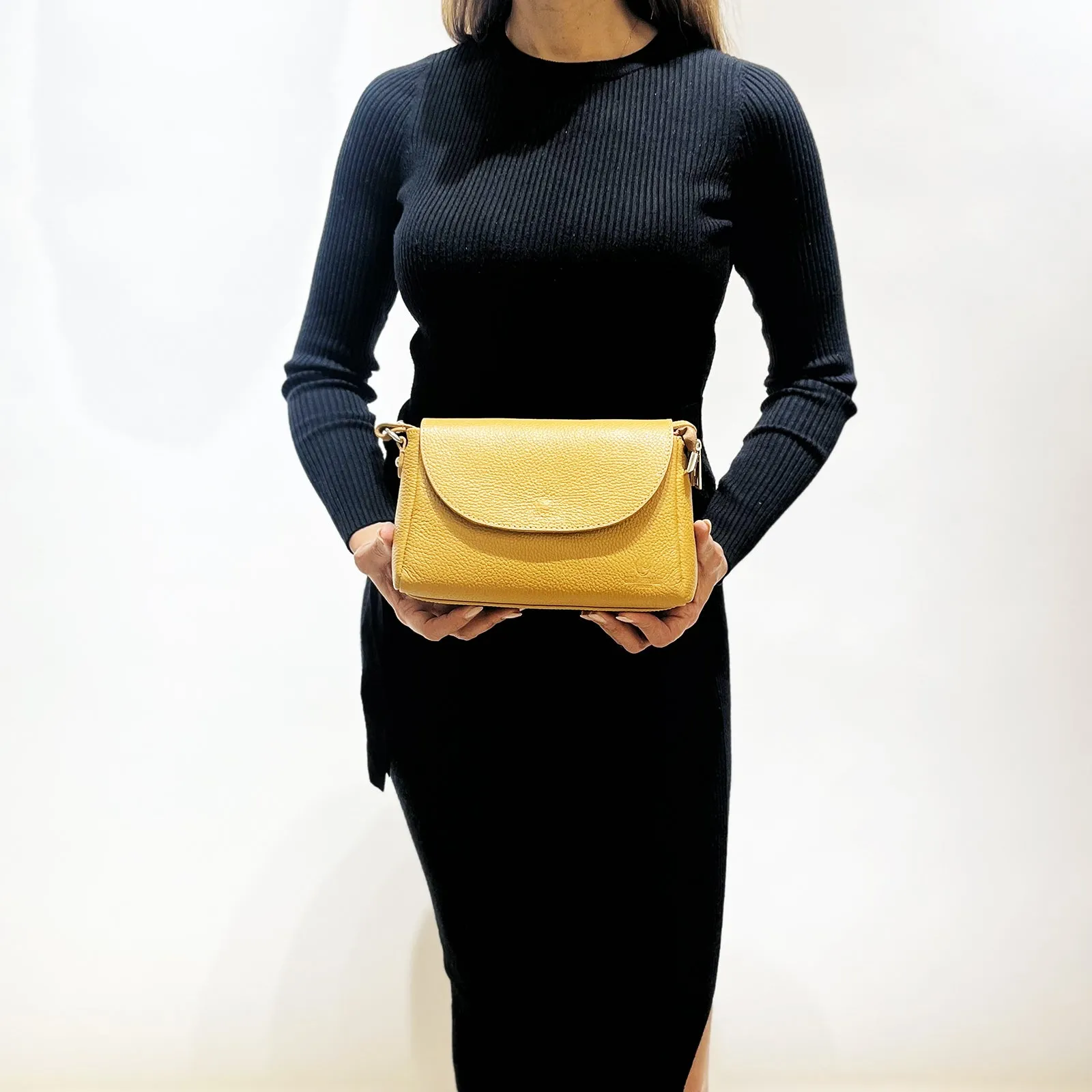 Perla Crossbody Bag