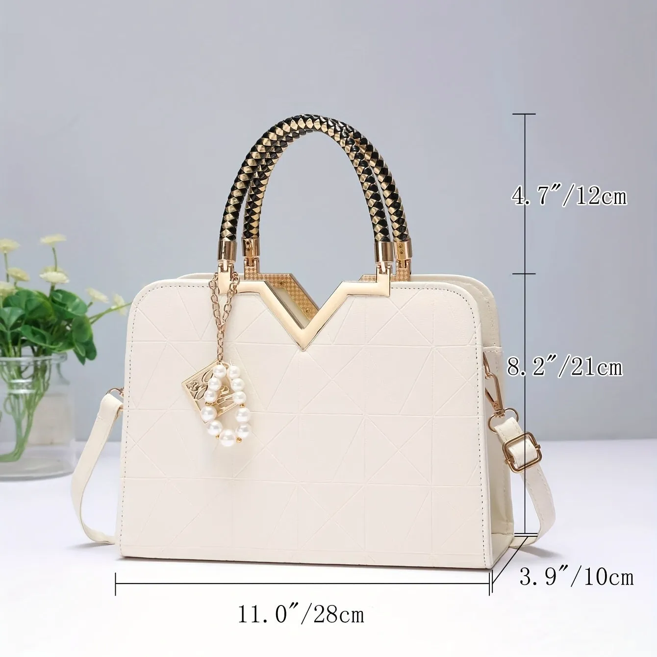 realaiot  Geometric Embossed Handbag For Women, Fashion Hard Shell Crossbody Bag, Elegant Satchel Purse With Pendant
